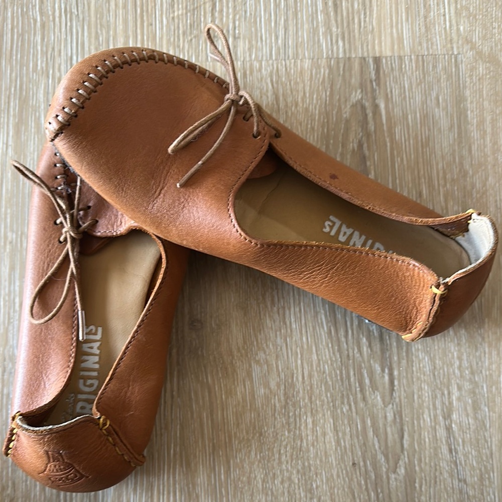 Women's Tan Leather Shoes